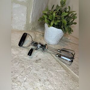 Vintage Stainless Steel ekco Best Hand Held, Manual, Mixer Beater, Made in USA